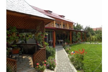 Rumunija Privát Horezu, Eksterjeras